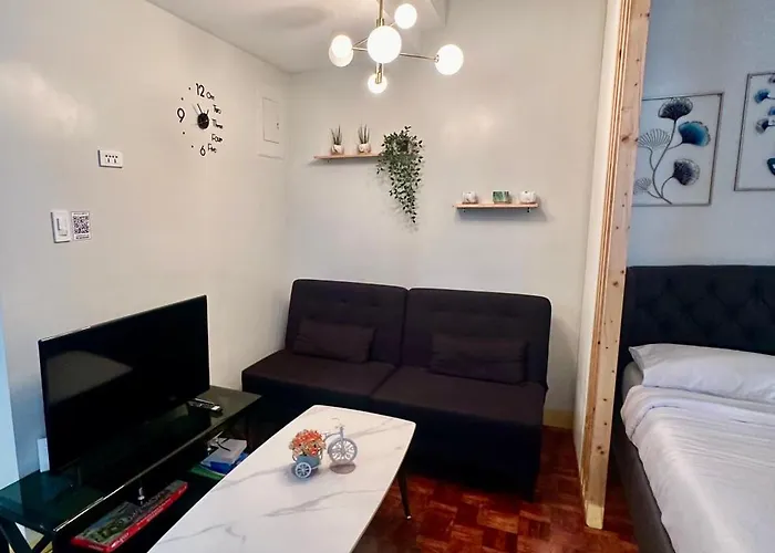 Aparthotel L And D 4*