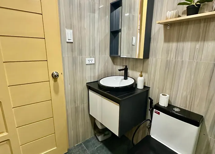 L And D Aparthotel