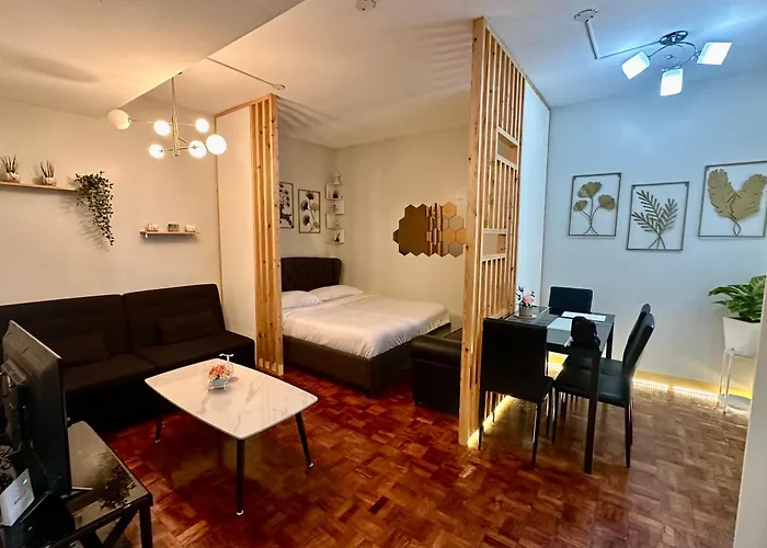 Aparthotel L And D 4*